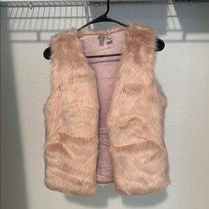 Faux Fur Vest in Light Pink